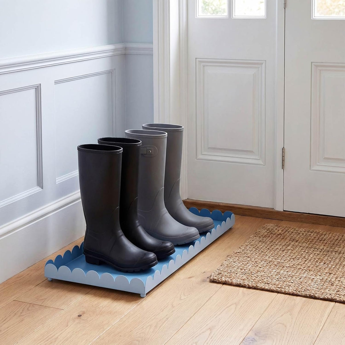 Hardy Place Entryware Scalloped Iron Boot Tray in Blue additional product photo